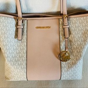 EUC Michael Kors Women’s Medium Logo Tote Bag Purse Blush Pink and Gold